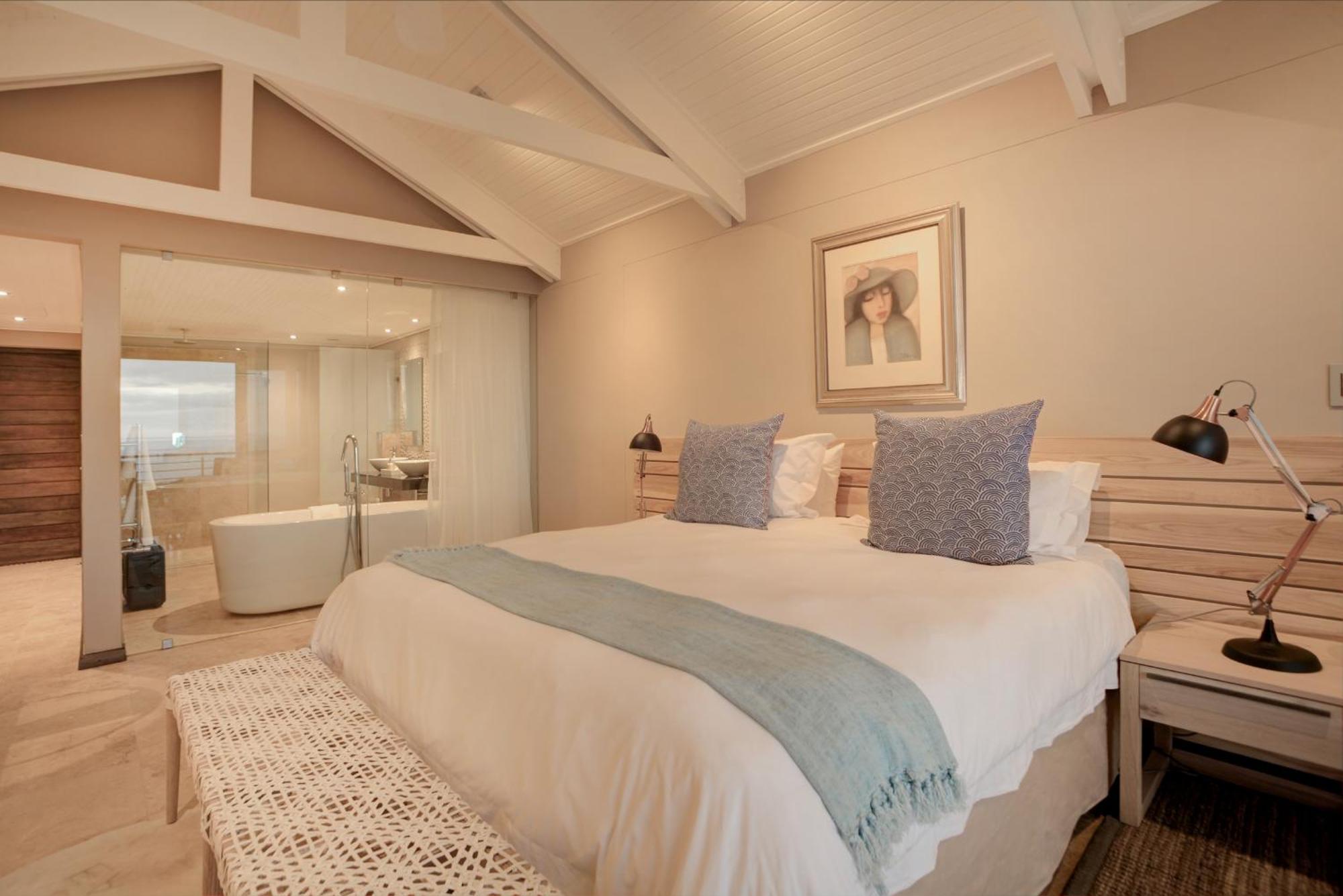Abalone Guest Lodge Hermanus Oda fotoğraf
